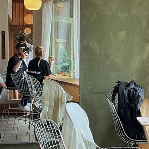 Meet your Posher, Bella